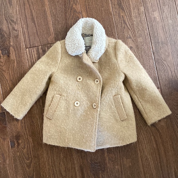 Gorgeous tan and Sherpa Zara jacket - Picture 1 of 6